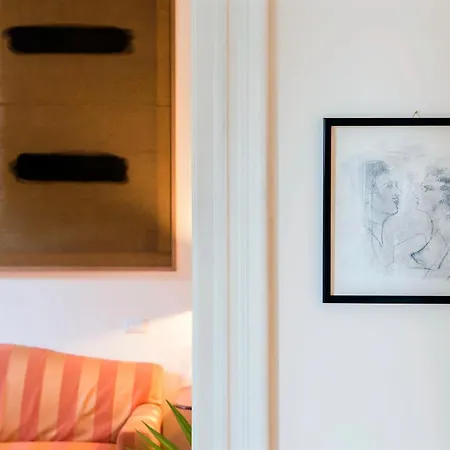 Apartman Flat Three *